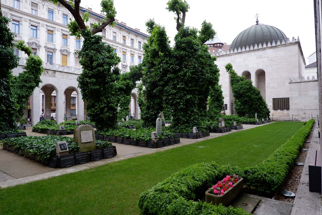 Cimitero ebraico annesso alla Grande Sinagoga di Budapest