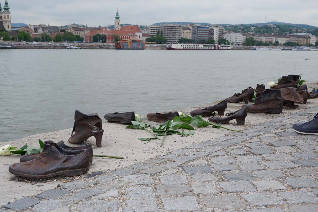Memoriale Le scarpe sulle rive del Danubio