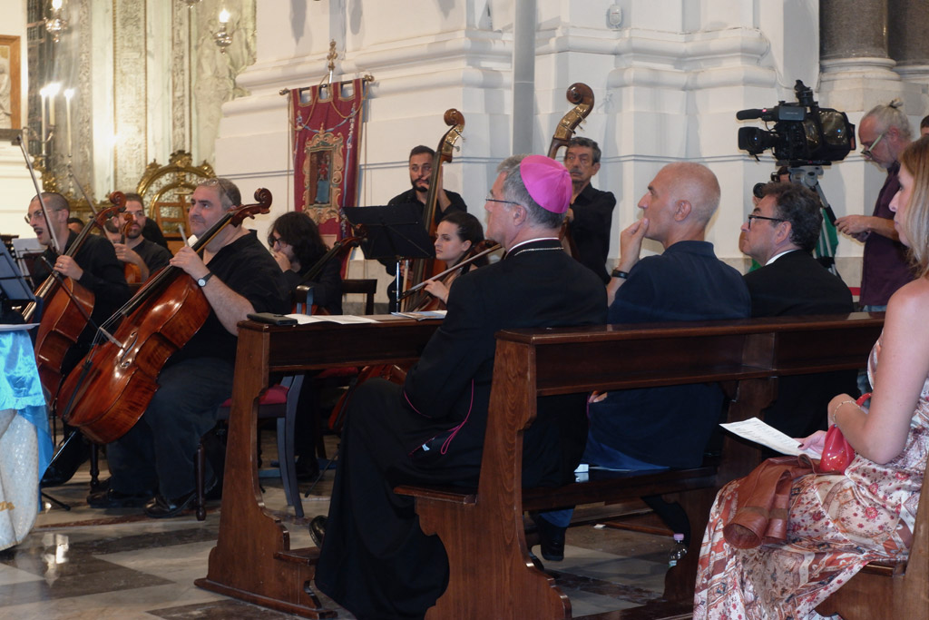 Momenti del Concerto nella Cattedrale di Palermo, diretto da Mons. Marco Frisina, nel Trentennale del martirio del Beato Giuseppe Puglisi