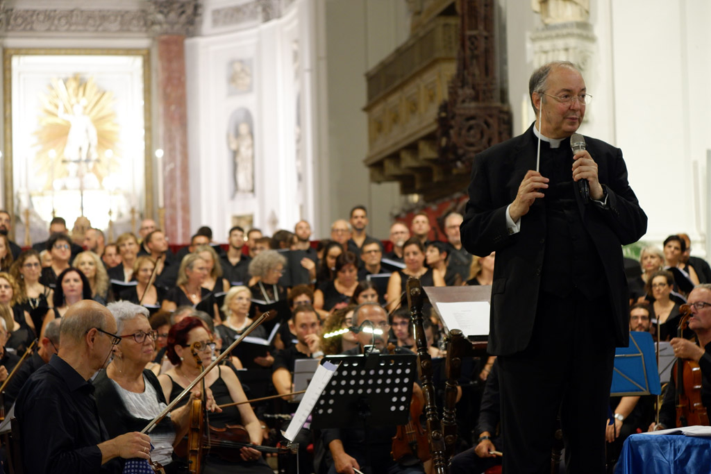 Momenti del Concerto nella Cattedrale di Palermo, diretto da Mons. Marco Frisina, nel Trentennale del martirio del Beato Giuseppe Puglisi