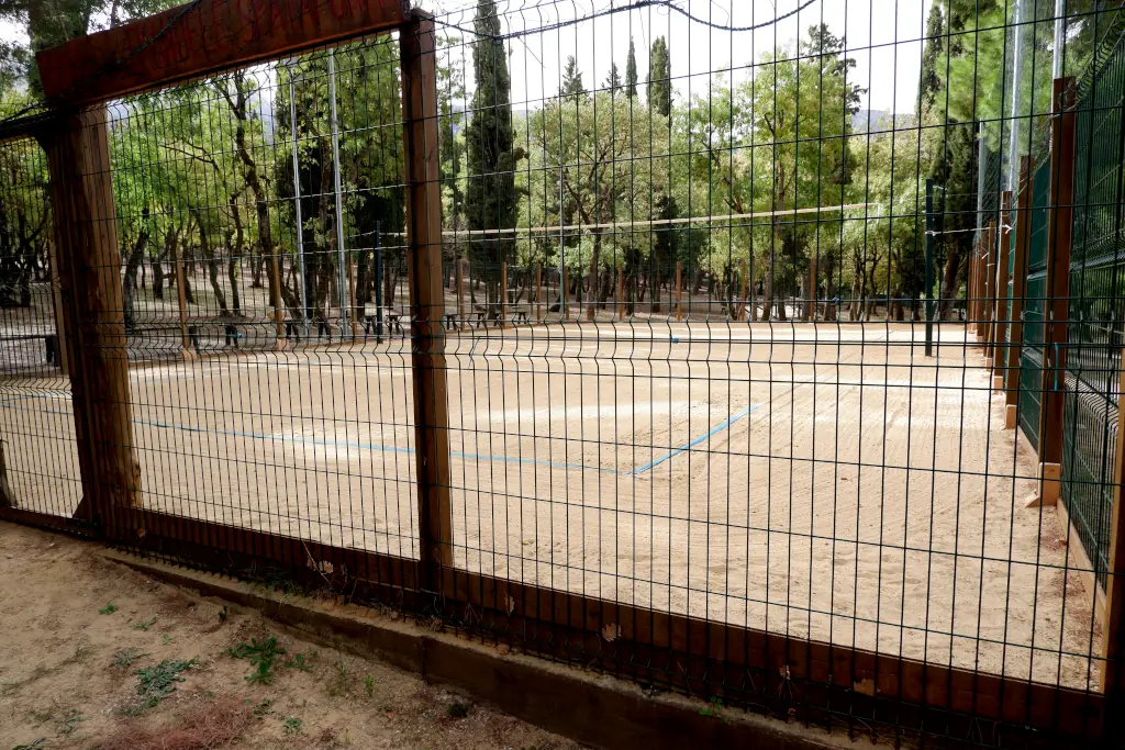 Il campo da beach volley a Bosco Ficuzza