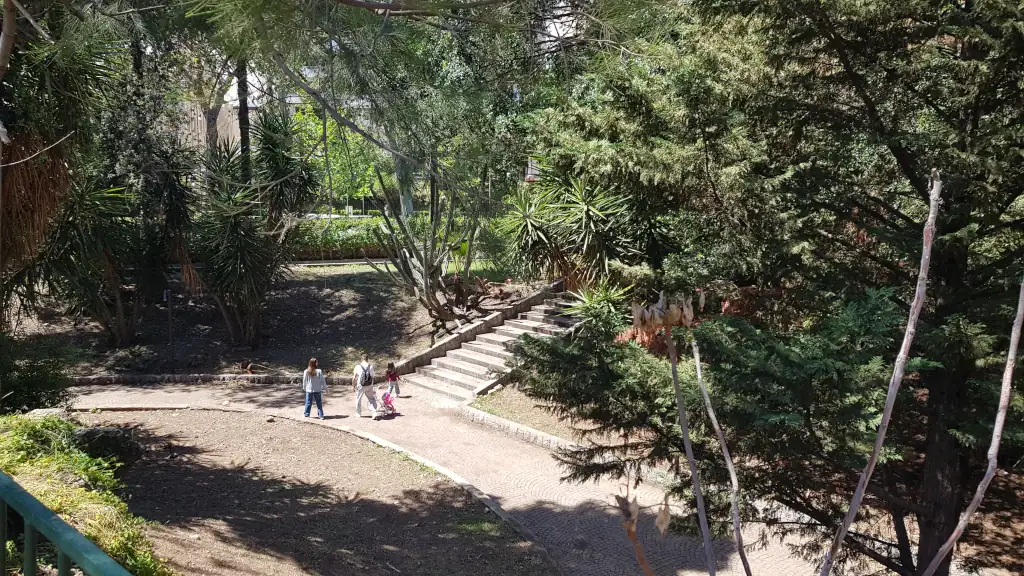 Viali Giardino Inglese 