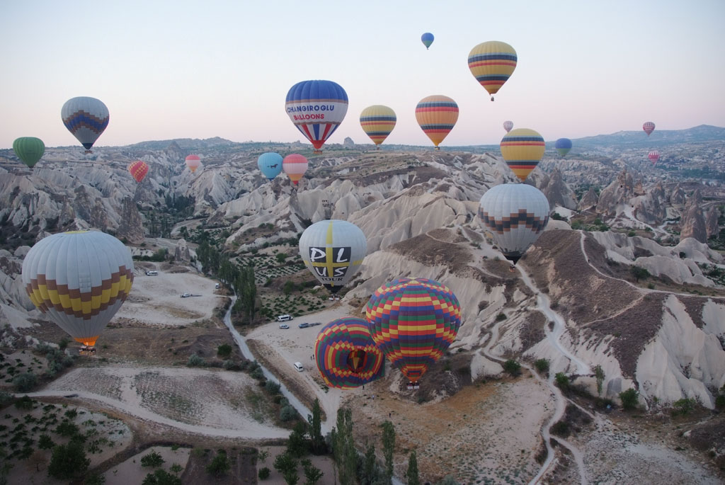 Mongolfiere in volo in Turchia, Valle del Gorem