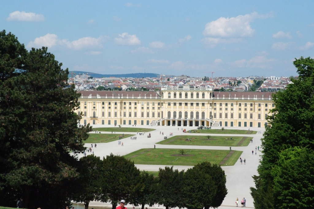 Vienna. Vista dalla Gloriette verso Shonbrunn