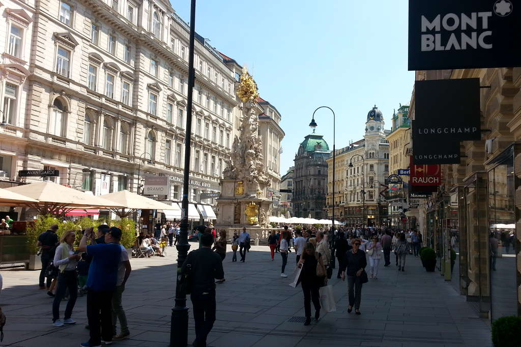 Vienna. Vie del centro (negozi)